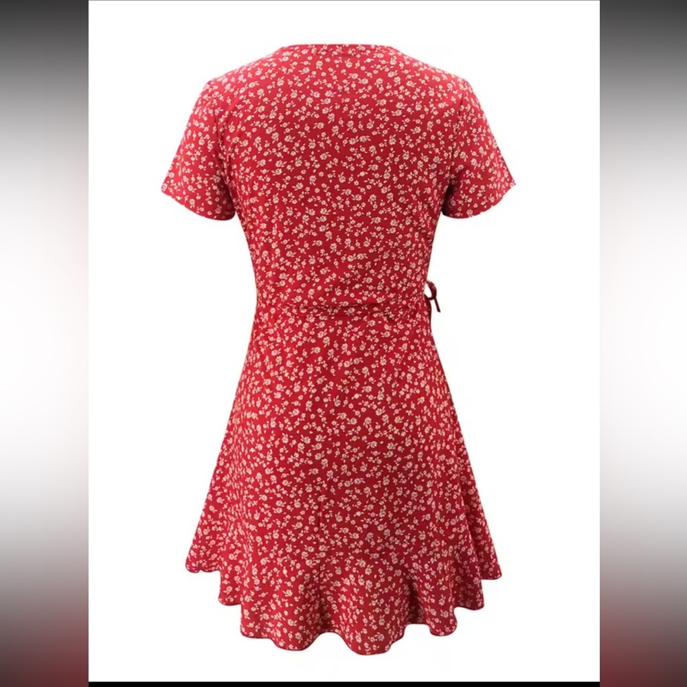 Lot of 3 Floral Wrap Summer Dresses - Red, Green Large - Picture 8 of 12